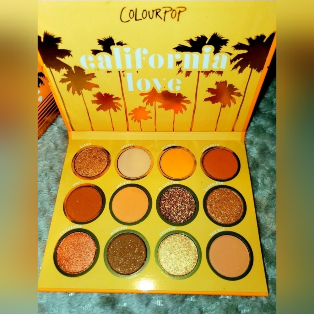 CALIFORNIA COLOURPOP EYESHADOW PALETTE